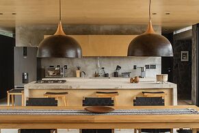 Hotel Cuatro Cuatros