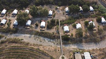 Hotel Cuatro Cuatros