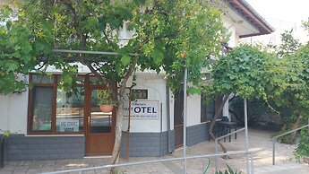 Thassos Apart Otel