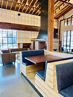 Cotton Court, by Valencia Hotel Collection