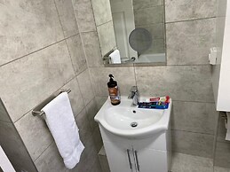 Washington's Hidden Gem Amethyst 3 Bedroom House s
