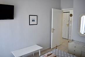 Alkyon Perea Apartments