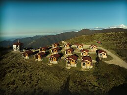 Flora Handüzü Resort & Wellness Bungalow Hotel