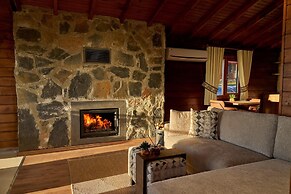 Flora Handüzü Resort & Wellness Bungalow Hotel