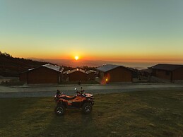 Flora Handüzü Resort & Wellness Bungalow Hotel