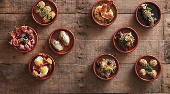 Vala Hua Hin - Nu Chapter Hotels