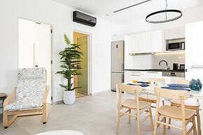 Cozy Corner Luxury Apartments