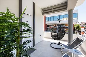 Cozy Corner Luxury Apartments