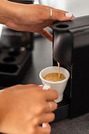 Cozy Corner Luxury Apartments