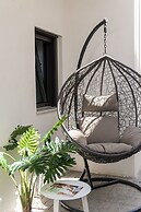 Cozy Corner Luxury Apartments