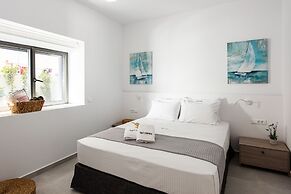 Cozy Corner Luxury Apartments