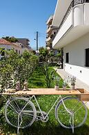 Cozy Corner Luxury Apartments