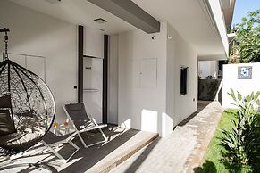 Cozy Corner Luxury Apartments