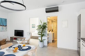 Cozy Corner Luxury Apartments