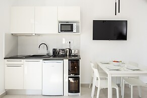 Cozy Corner Luxury Apartments