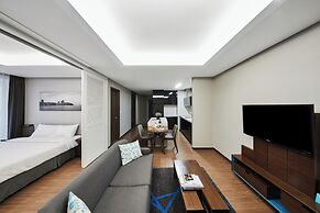 Felix by STX Hotel & Suite