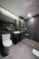 Felix by STX Hotel & Suite