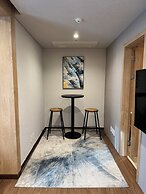 Felix by STX Hotel & Suite