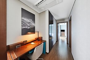 Felix by STX Hotel & Suite