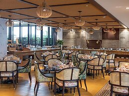 Mövenpick Living West Hanoi