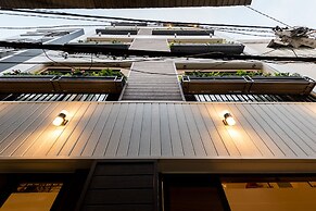 Cozrum Homes Ambera House