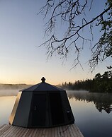 Overwater Hut Kuusamo