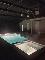 South Facing Pool, Near Disney, 5 Bed Luxury