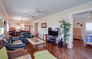 Beach Hideaway Upper Level