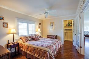 Beach Hideaway Upper Level