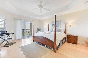 Bella Mar 202 by Distinctive Beach Rentals