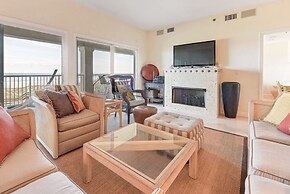 Bella Mar 202 by Distinctive Beach Rentals