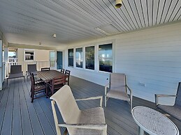 Four Palms by Distinctive Beach Rentals