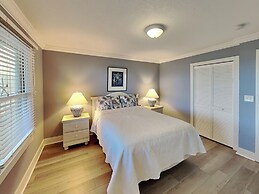 Four Palms by Distinctive Beach Rentals