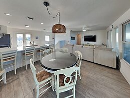 Four Palms by Distinctive Beach Rentals