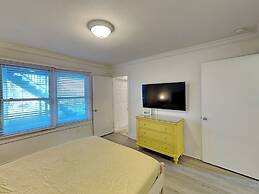 Four Palms by Distinctive Beach Rentals