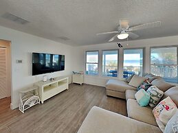 Four Palms by Distinctive Beach Rentals