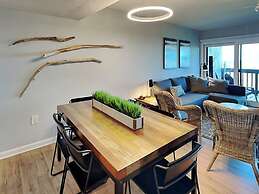 Island House by Distinctive Beach Rentals