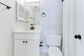 Island House by Distinctive Beach Rentals
