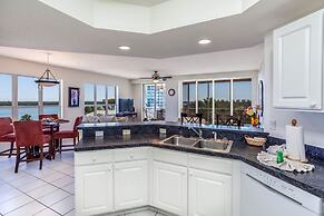 Island Beach Club 304