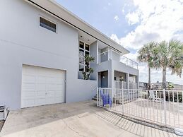 Ocean Pearl by Distinctive Beach Rentals