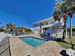 Ocean Pearl by Distinctive Beach Rentals