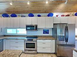Ocean Pearl by Distinctive Beach Rentals