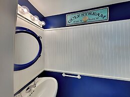 Ocean Pearl by Distinctive Beach Rentals