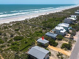 Pounds Cottage by Distinctive Beach Rentals