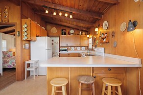 Pounds Cottage by Distinctive Beach Rentals