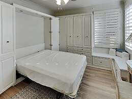 South Beach Club 205