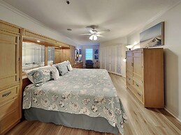 South Beach Club 205