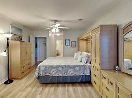 South Beach Club 205