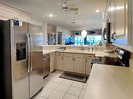 South Beach Club 205