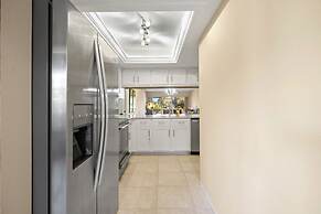 Villa on Point Brittany 5